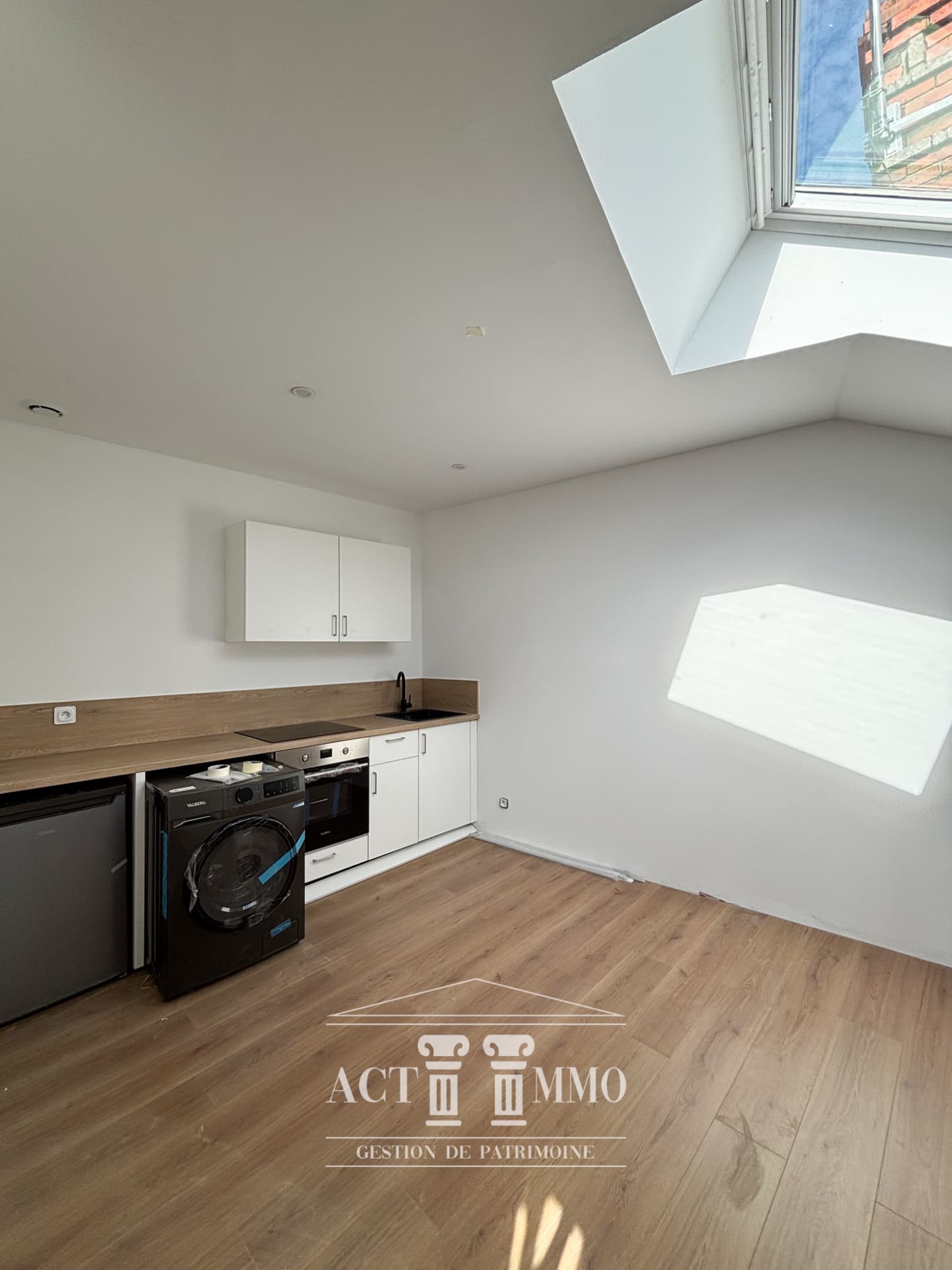 Appartement T2 meublé 27 m2 - dernier étage